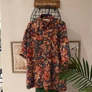 Vintage Pierre Cardin shirt, 20$